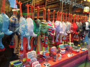 Those chickens are actually bags. 